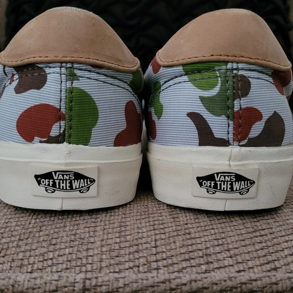 VANS MEN'S ABSTRACT PRINT LACE UP SNEAKERS
